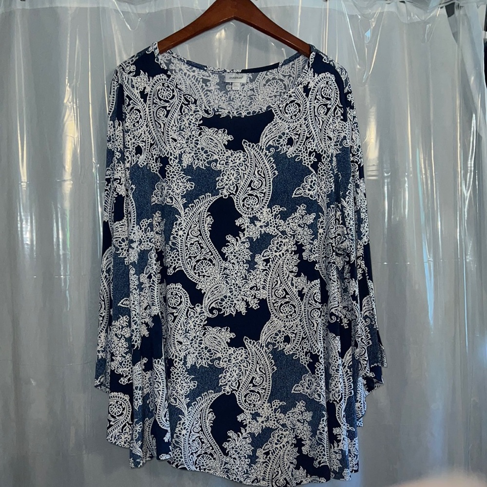 Avenue Top - Size 22/24
